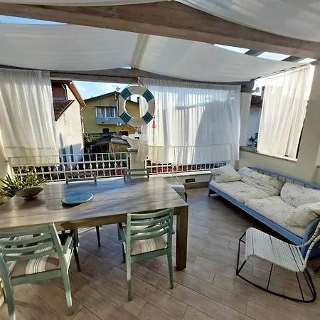Elena Apartamento Cinquale